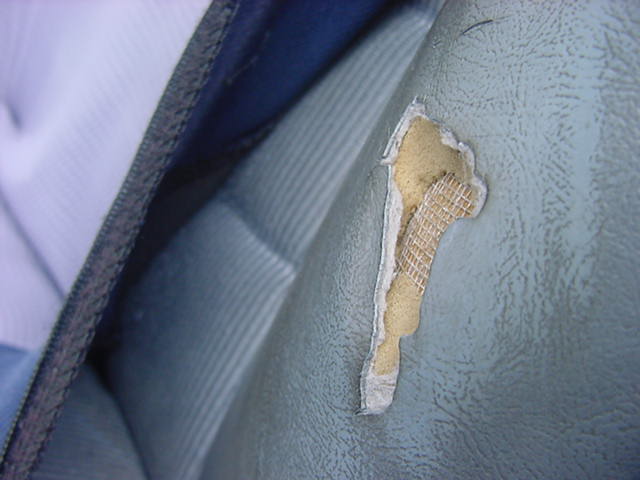 V6stang&amp;apos;s V6stang: Holy Seats Batman!