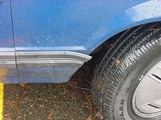 V6stang&amp;apos;s V6stang: Peeling Trim